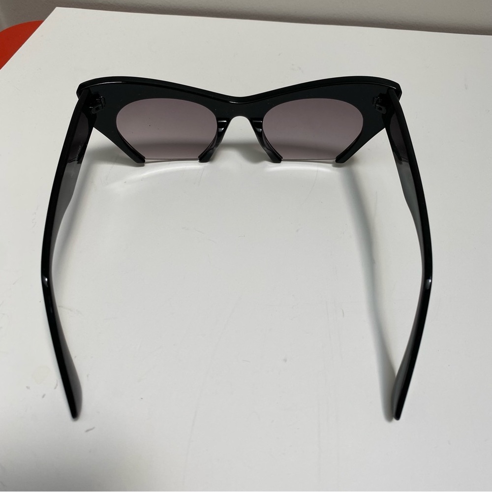 Shein Black Cat-Eye Style partial rim Sunglasses - Picture 3 of 8